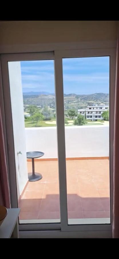 Estepona Penthouse Golfclub Valle Romano Exterior photo